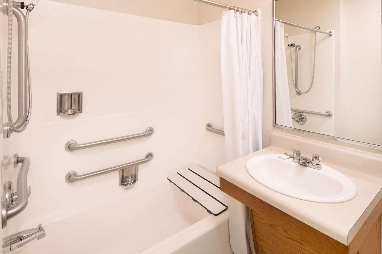 Woodspring Suites Charlotte Gastonia Bagian luar foto